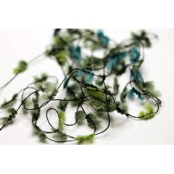 laine guirlande pompon verte et bleu