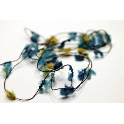 laine guirlande pompon moutarde et bleu
