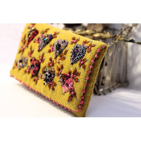 Fiche Pochette aux ♥ Perlés
