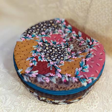 Pièce Unique Valisette Brodée